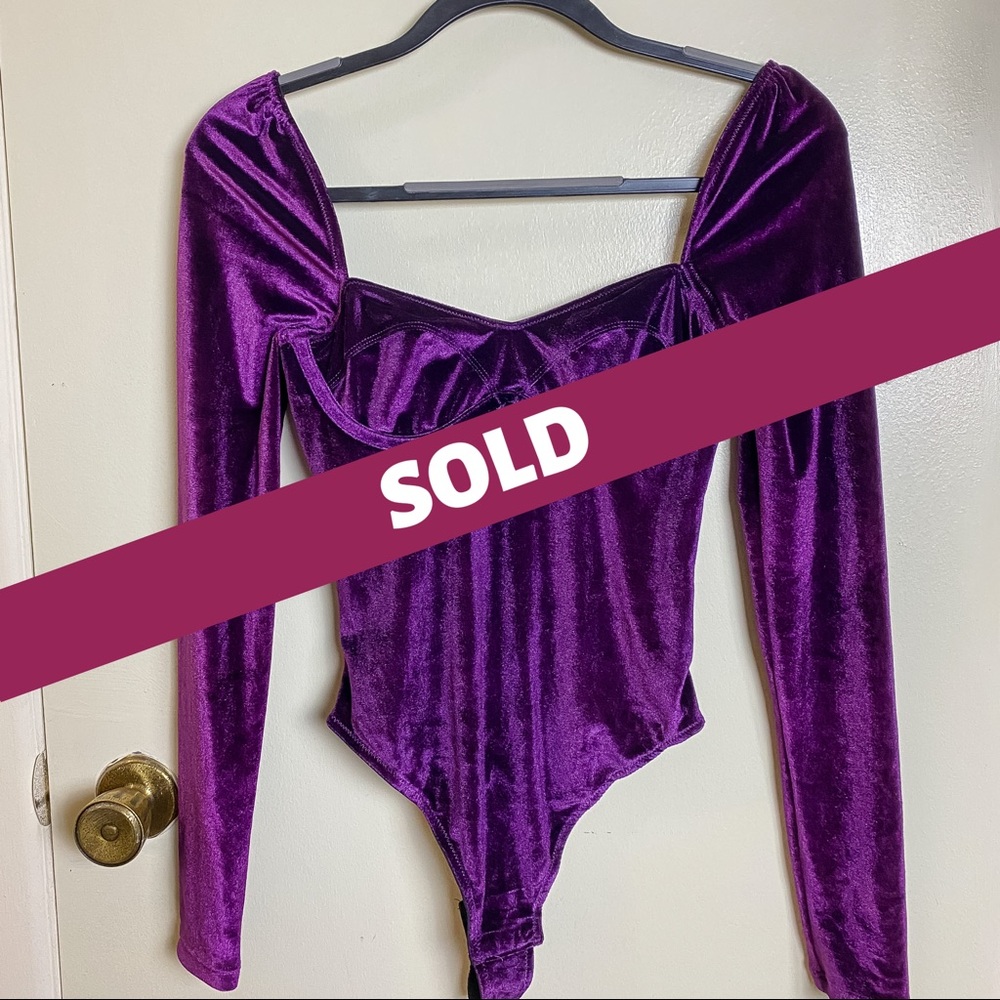NWT Thistle & Spire Velvet Bodysuit in Purple